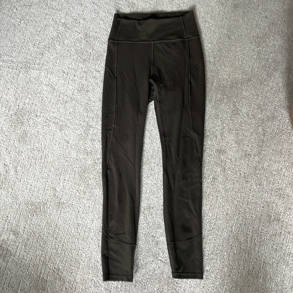 Brand new Lululemon leggings - Picture 4 of 4